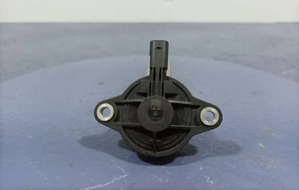 Audi A8 S8 D2 4D Sensor 06M109259M