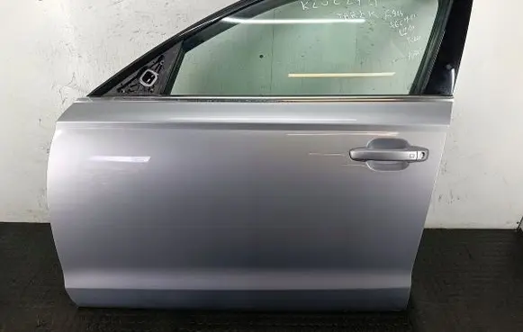 Audi A6 C7 Front door LZ7G