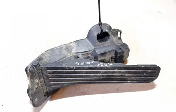 Volkswagen PASSAT B6 Accelerator throttle pedal 1k2721503m 6pv00874500
