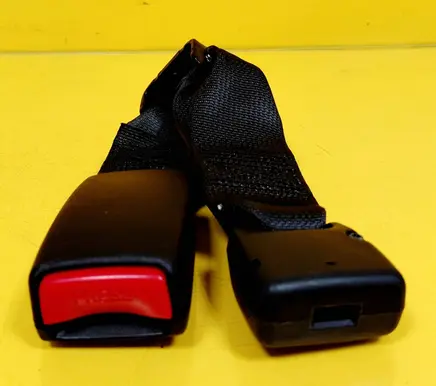 Lada Kalina II Rear seatbelt buckle