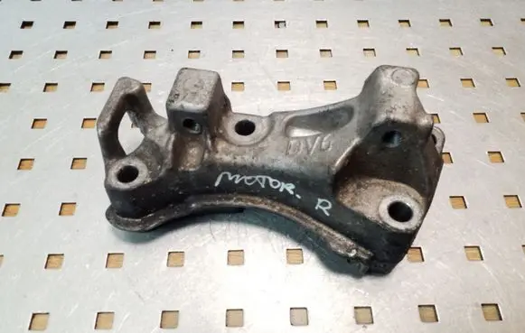 Citroen Berlingo Engine mounting bracket 9645382880