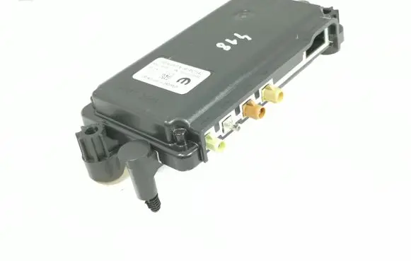 Chrysler Pacifica Camera control unit module 68145215AJ