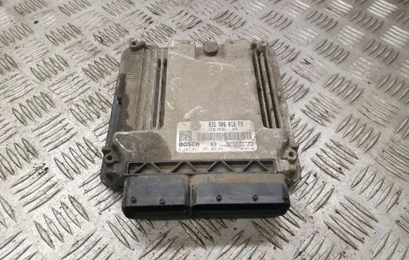 Volkswagen Golf V Engine control unit/module 03G906016FM