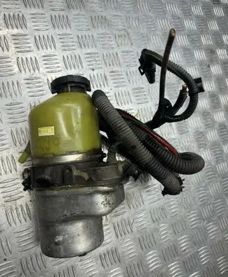 Opel Zafira A Power steering pump 1040085003094