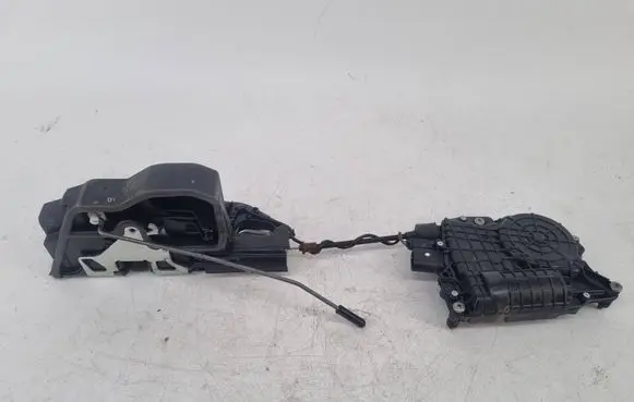 BMW 7 F01 F02 F03 F04 Rear door lock 7185687 A053702 41533098