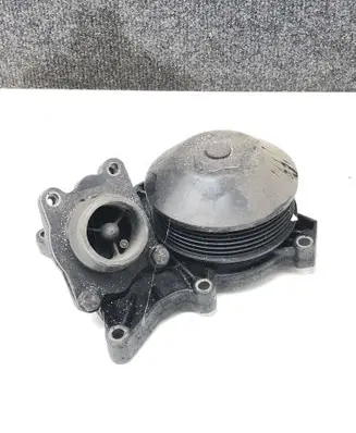 BMW 5 E60 E61 Water pump 779764004