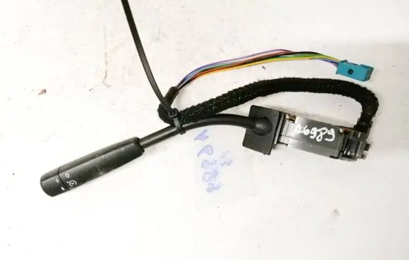 Mercedes-Benz E W210 Indicator stalk a2085450324 ls202.729q03