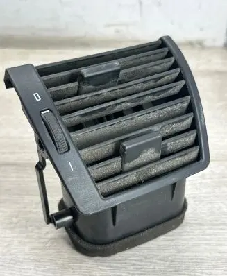 BMW X5 E53 Dash center air vent grill 64228402215