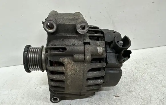 Peugeot 308 Generator/alternator V761548480 21309605 TG12C120