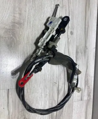 Mitsubishi Pajero Gear shift cable linkage