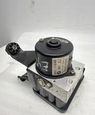 BMW 3 E46 ABS Pump 6759047 10096008113