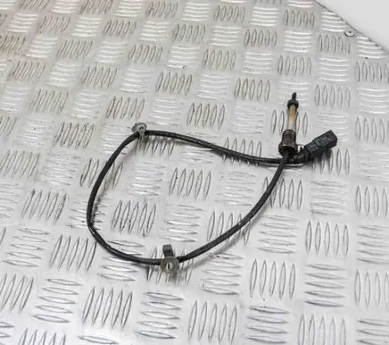 Audi A4 S4 B8 8K Oil temperature sensor 03L906088BE