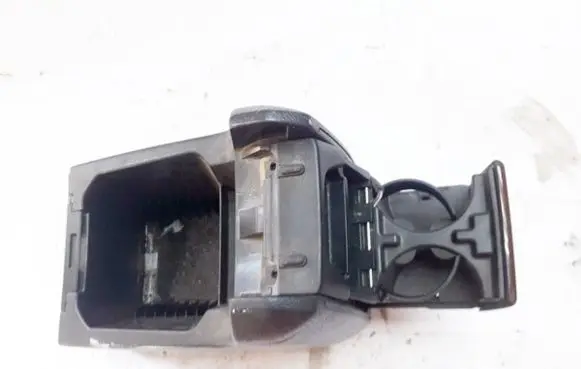 Volvo XC90 Cup holder 