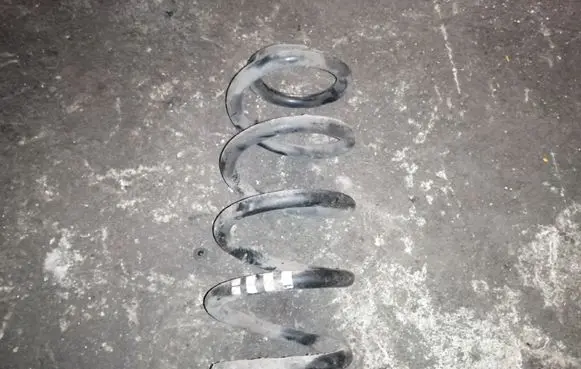 Audi A4 S4 B7 8E 8H Front coil spring