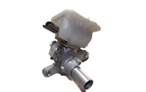 Citroen C4 I Master brake cylinder