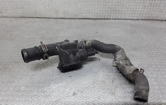 Volkswagen Caddy Engine coolant pipe/hose 03G121132B