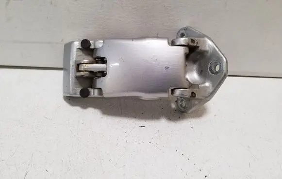 Iveco Daily 5th gen Loading door lower hinge 07123981