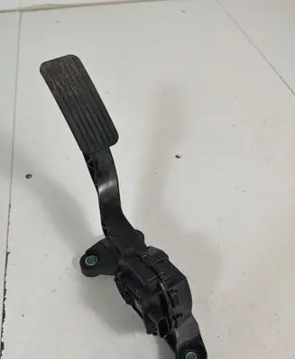 KIA Niro Accelerator throttle pedal DH32728G2100