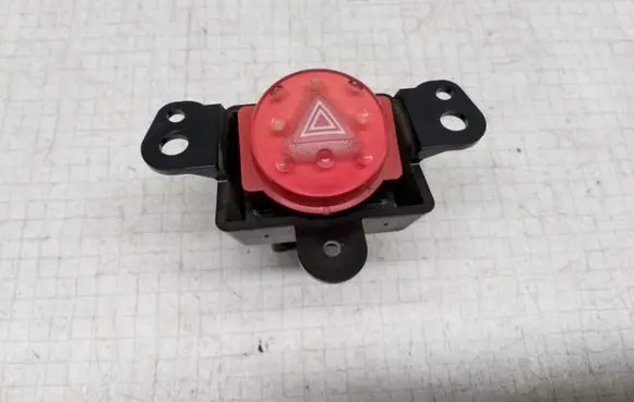 Nissan Almera Tino Hazard light switch NILES06016