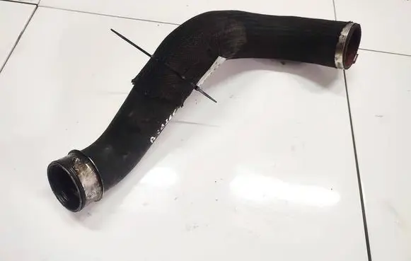 Intercooler hose/pipe