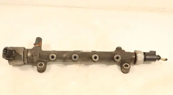 Volkswagen Caddy Fuel main line pipe 04L089G