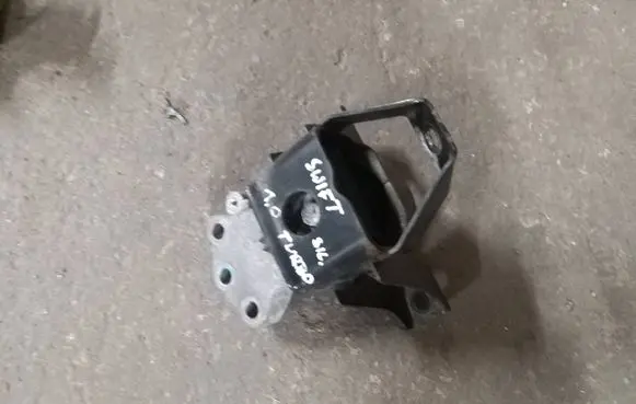 Suzuki Swift III Engine mount vacuum valve MK8