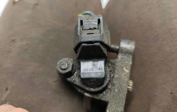 Volvo XC90 Crankshaft speed sensor 026315A