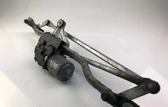 Volvo V40 Wiper motor 1397220668