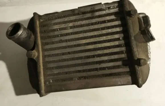Audi A4 S4 B7 8E 8H Intercooler radiator 8E0145805B 038906051B 0281002351