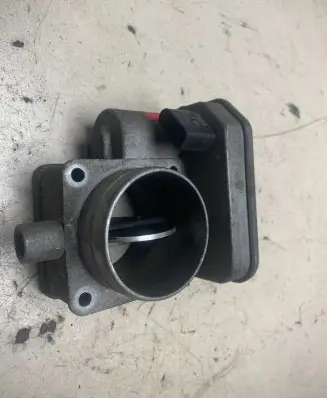 Volkswagen Golf IV Throttle valve 038128063A 1B80351401