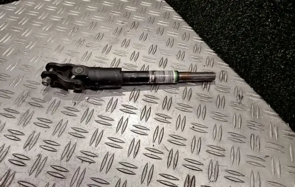 Steering column universal joint