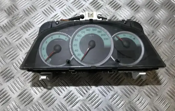 Toyota Corolla Verso AR10 Speedometer (instrument cluster) 838000f060k 83800-0f060-k