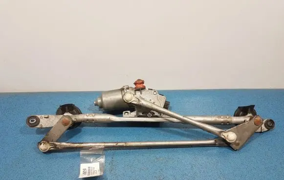 Mazda 3 II Front wiper linkage and motor kd53-67340a