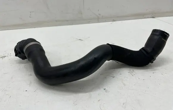 Opel Insignia B Engine coolant pipe/hose 39087124