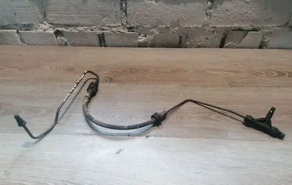 Volvo S40 Clutch pipe/line 