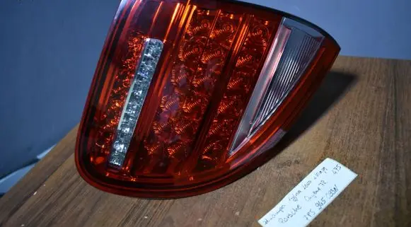Porsche Cayenne (9Y0 9Y3) Rear/tail lights 7P5945093N