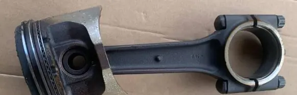Jaguar XJ X308 Piston with connecting rod NBA1610BA