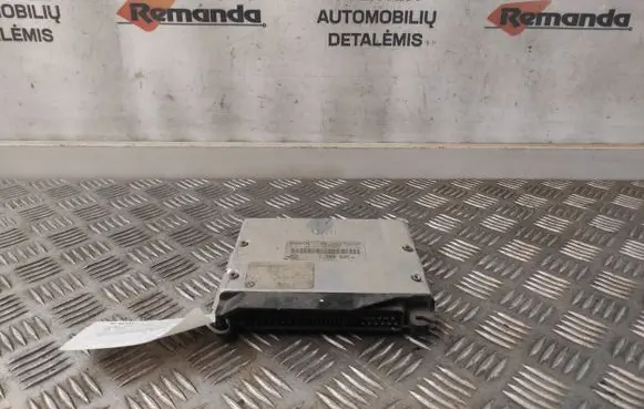 BMW 7 E38 Engine control unit/module 0261203484 1744605