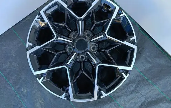 R17 alloy rim
