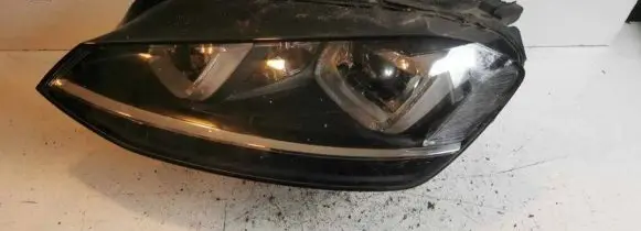 Volkswagen Golf VII Headlight/headlamp