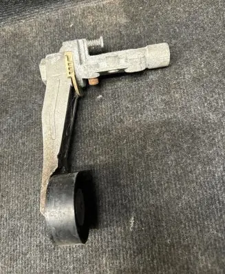 Mini One - Cooper Coupe R56 Generator/alternator belt tensioner 7571015