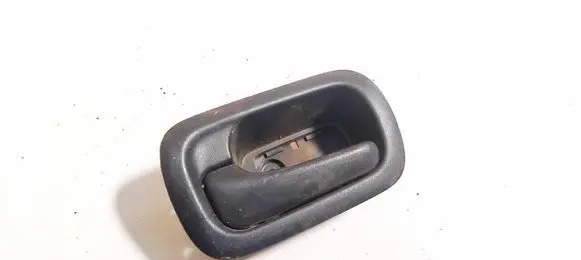 Honda CR-V Rear door interior handle