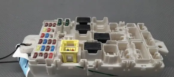 Mitsubishi Space Star Relay mounting block G8C-937M-F6Z00