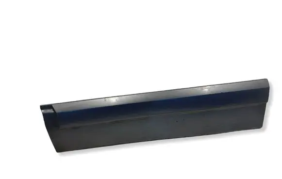 KIA Sorento Front door trim (molding) 877313E001
