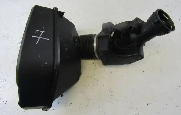 BMW 4 G22 G23 G24 G26 Intake resonator 8656981 18026310 8656980