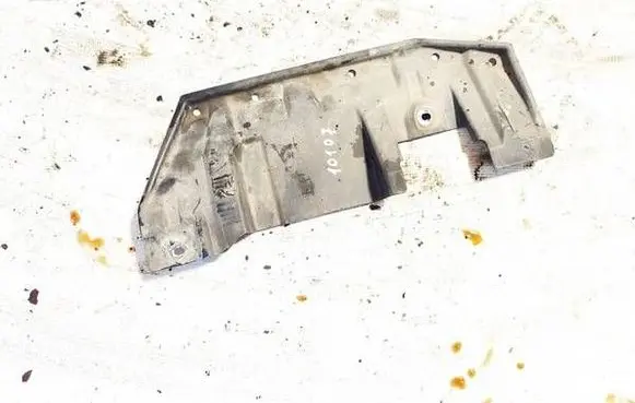 Mitsubishi Lancer X Engine splash shield/under tray mn154381