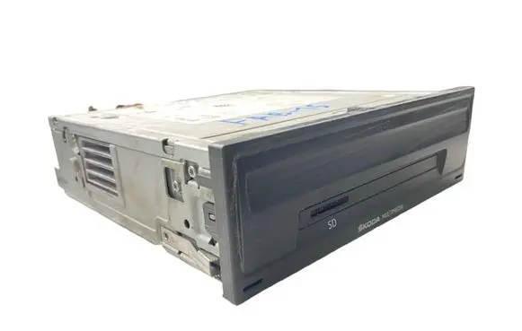Skoda Fabia Mk3 (NJ) Radio/CD/DVD/GPS head unit 5Q0035820