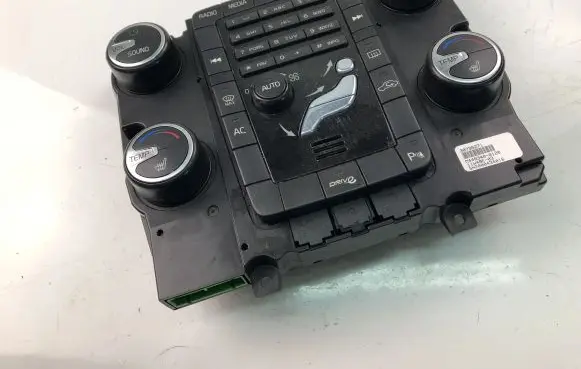 Volvo V70 Interior fan control switch 30795271