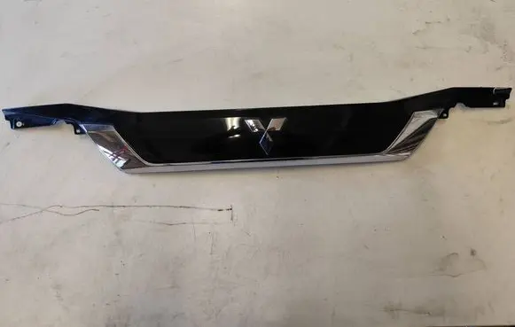 Mitsubishi Outlander Trunk door license plate light bar 5817A26502