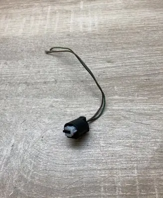 BMW 5 F10 F11 Plug wire 1718555 17185551